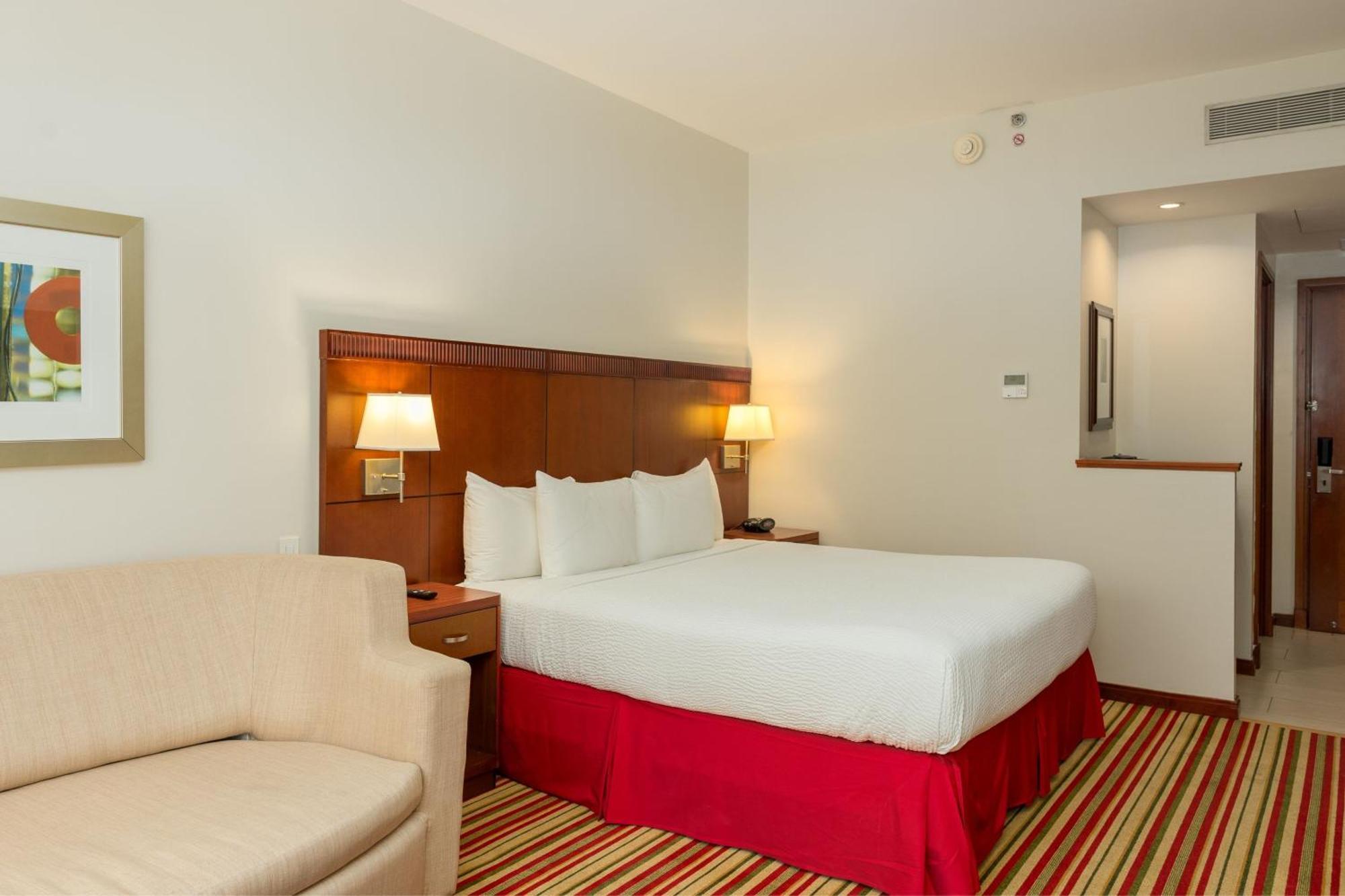 Courtyard By Marriott Panama Multiplaza Mall Ngoại thất bức ảnh